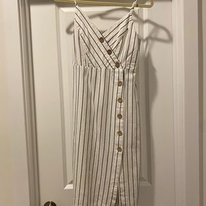 F21 linen black and white stripped dress. Size S
